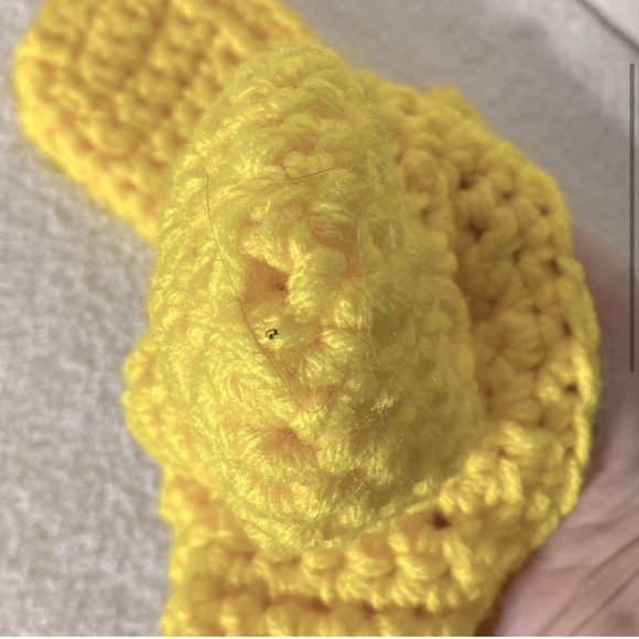 Vintage Handmade Yellow Crochet Knit Slip On Slippers - Picture 4 of 9